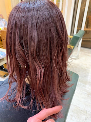 透明感あり！カシスカラー