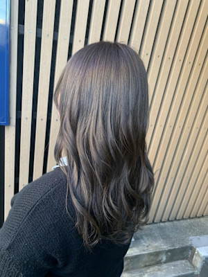 外国人風透明感ミルクティーグレージュ