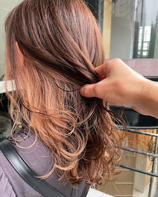 ピンクベージュ×インナーカラー