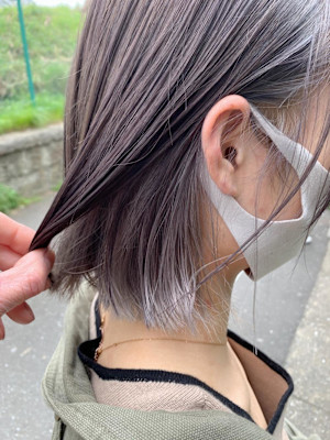 グレーアッシュ　インナーシルバー