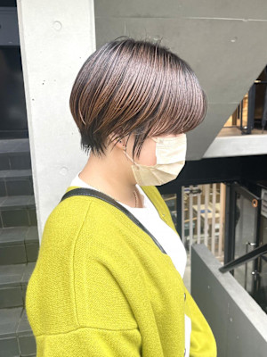 横顔美人/前髪なしショート/ハンサムショート