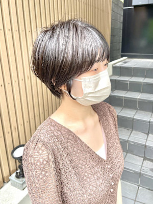 くびれショート/マッシュルームカット/段カット/透明感