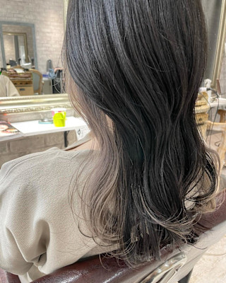 ミルクティーグレージュ×グレージュ　インナーカラー