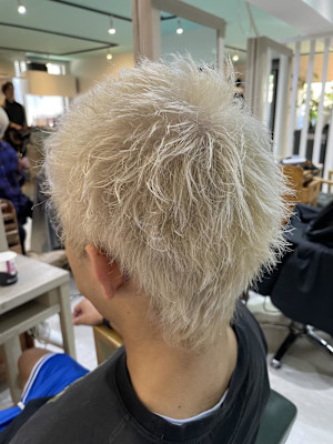 スパイキーショート/ハイトーン/ホワイトカラー