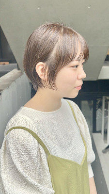 ショートボブ/丸みショート/耳掛けショート