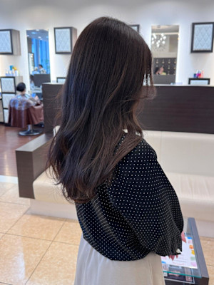 透明感×ツヤ感『ナチュラルアッシュカラー』