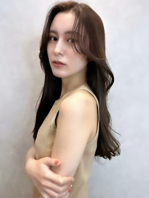 ボブ/レイヤーカット/縮毛矯正/韓国ヘア/顔周り/原宿/前髪