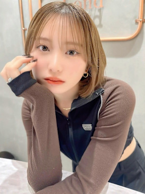 ボブ/レイヤーカット/縮毛矯正/韓国ヘア/顔周り/原宿/前髪