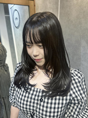 ★夏のスタイルチェンジに！レイヤーカット