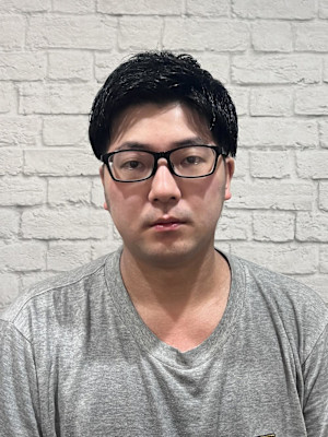 メンズ／ツーブロ／アップバング／刈り上げ／ショート