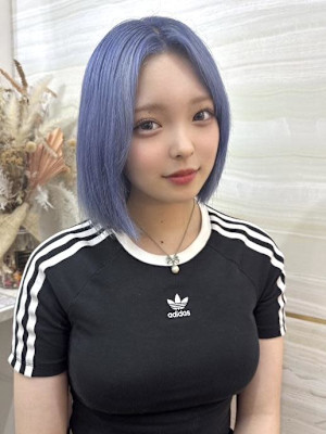 《鈴木茉奈》ホワイトブルー/ケアブリーチ/大宮