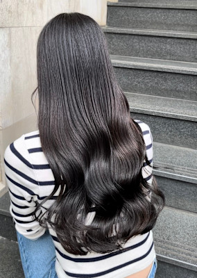 ダークグレージュ