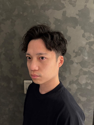 縦落ちツイストスパイラルパーマ