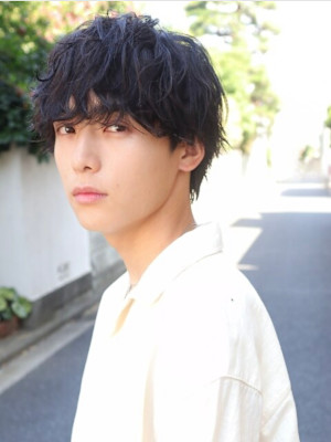 マッシュ　シャドウパーマ　波打ちパーマ　韓国風