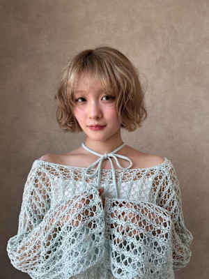 miu&縄田実乃里　ミルクティー×ミニボブ