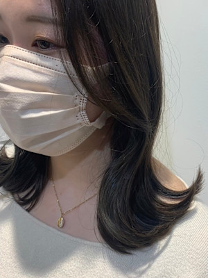 顔まわりレイヤーカット