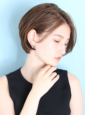 ショート・ボブ/白髪ぼかし/ハイライト/絶壁解消/40代/