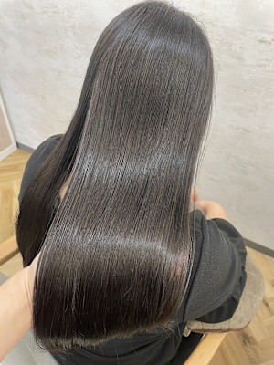 縮毛矯正と髪質改善メテオトリートメント