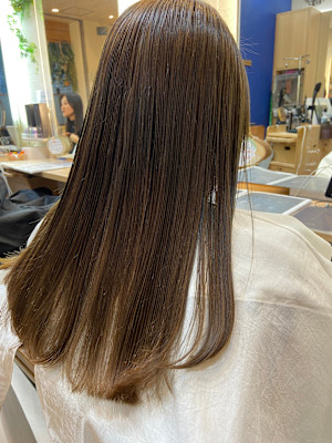 ナチュラルベージュ