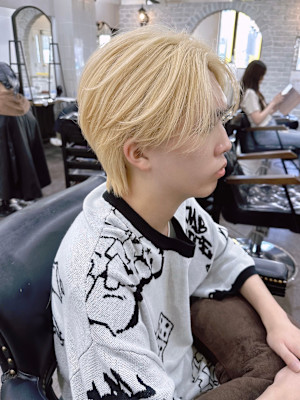 【町田/Luxo by Afinar】ブロンドセンターパート