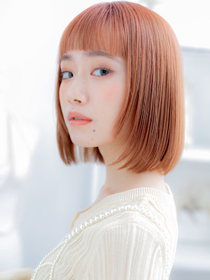 ぱっつん前髪ミルクティーピンク小顔ミニボブ　チェリーレッド