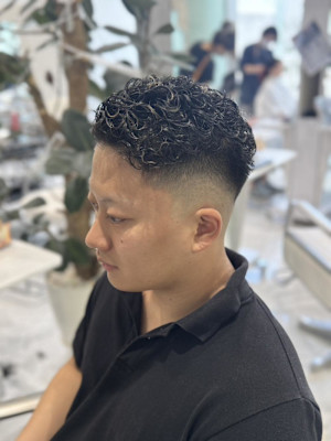 スキンフェード　リバースパーマ