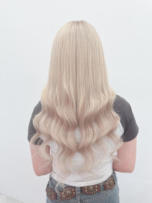 夏はハイトーンで決まり！ホワイトブロンド！