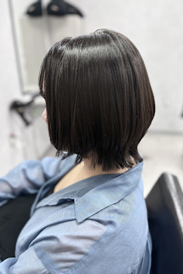 外ハネ×サイエンスアクアでつくるツヤ感ボブ