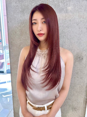 髪質改善/レイヤーカット/カシスレッド