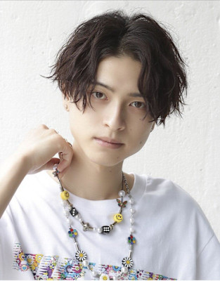 前下がりセンターパート