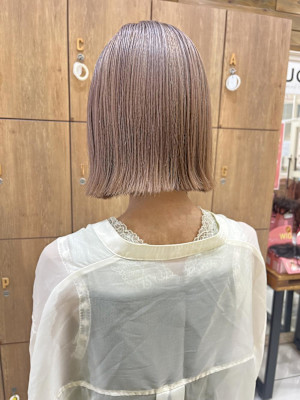 ボブ/ミルクティーカラー
