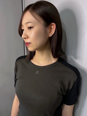 外ハネボブ 切りっぱなしボブ 艶髪 艶トリートメント 20代