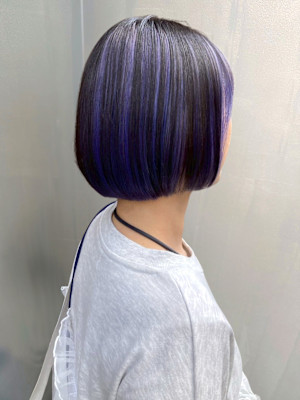 ハイライトカラー ブルージュ ボブ 顔周りカット 20代