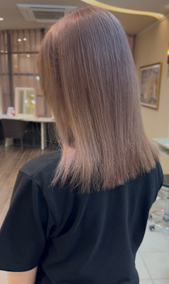 ピンクグレイッシュカラー