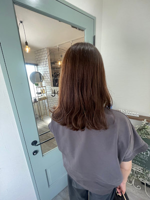 お手入れ簡単ロングボブ