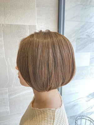 ボブ×グレージュ