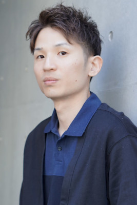 メンズ　ツーブロック　スパイキーショート