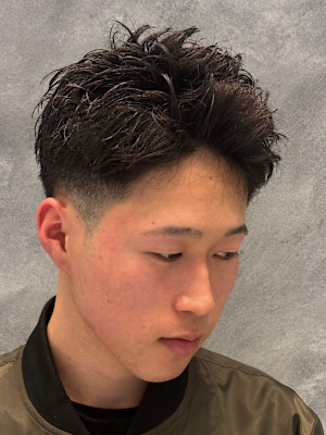 フェードスパイキーショート