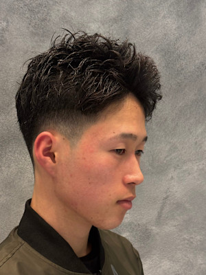 フェードスパイキーショート