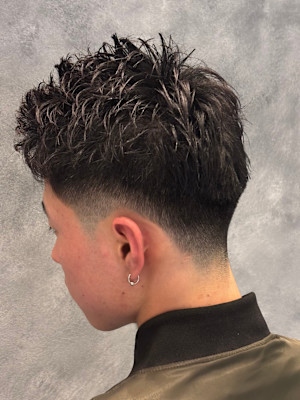 フェードスパイキーショート