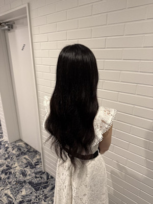 暗髪ロング