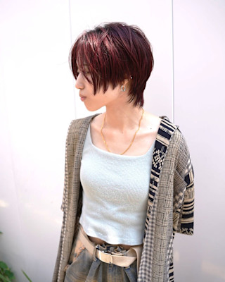 ハンサムショート/前下がり/レッドカラー