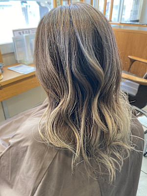 グレージュハイライト×スタイル