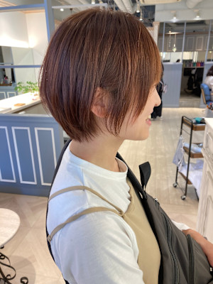 小顔効果のアゴラインショートオレンジブラウン赤羽美容室