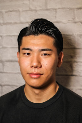 ツーブロ、ジェルできっちりスタイル