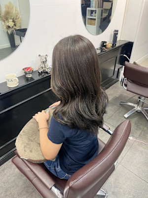 レイヤーカット/海外レイヤー/オリーブカラー