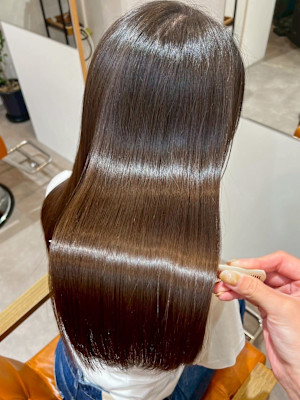 髪質改善縮毛矯正＋カット