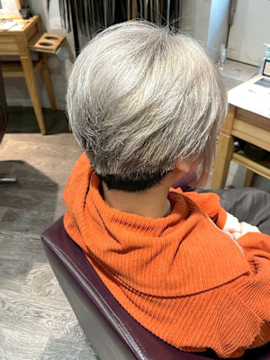 シルバーアッシュショート