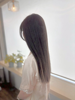 劇的カラーチェンジ！超ロングストレート