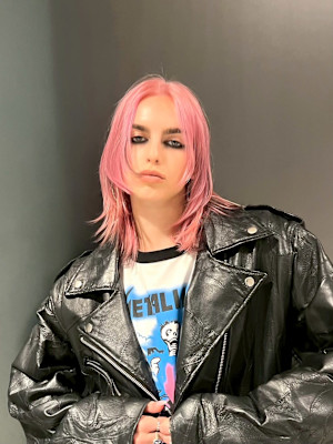 ピンクカラー　デザインカラー　ハイトーン　表参道/原宿